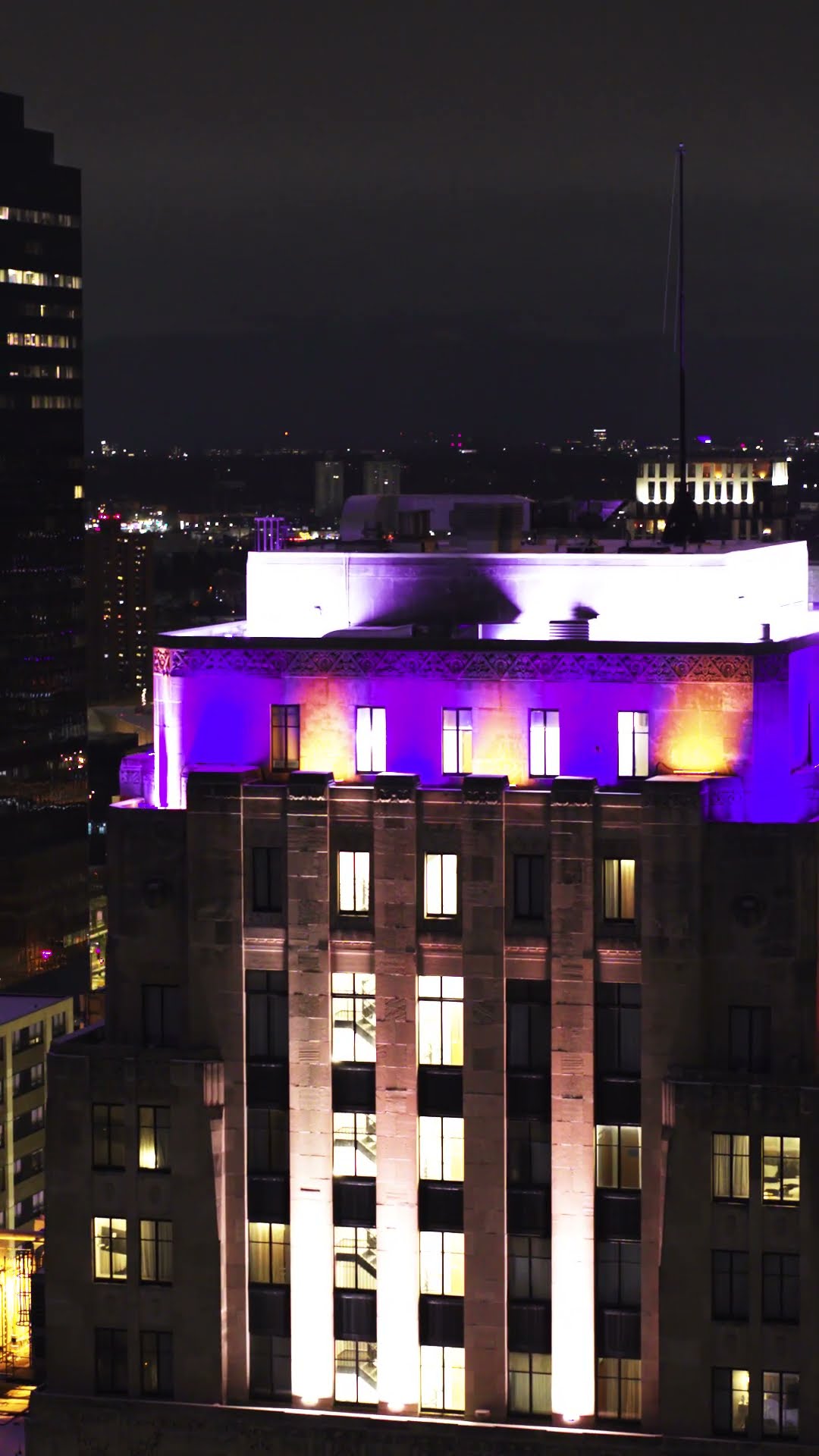 Minneapolis Lights Up Purple Ahead of #Vikings Wild Card Round Game vs. Rams ?